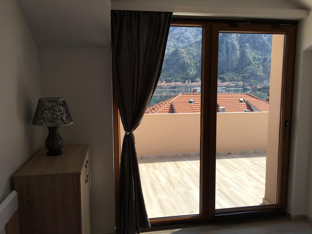 Apartmani Mizdrak Kotor Eksteriør bilde